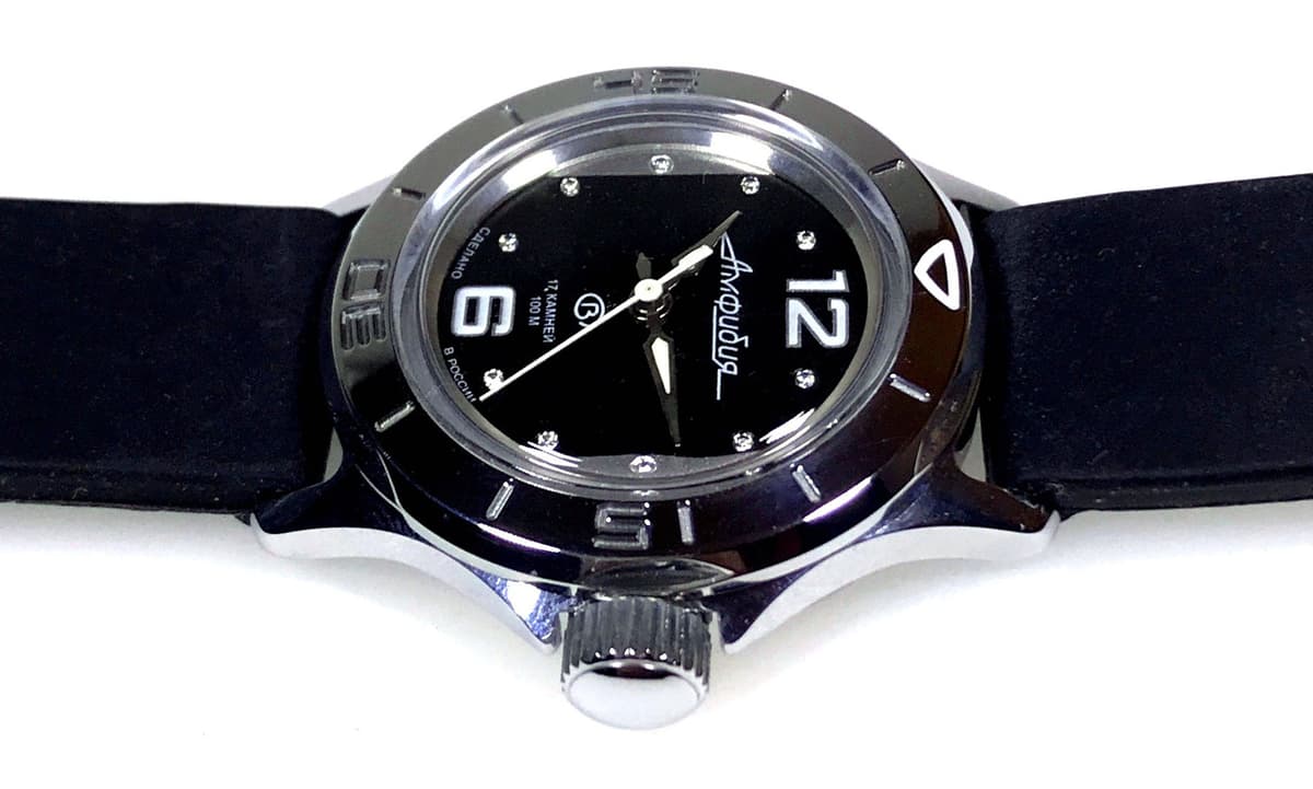 Женские часы ВОСТОК АМФИБИЯ ВОСТОК, кристаллы Сваровски, ø34 мм 2409 / 051227