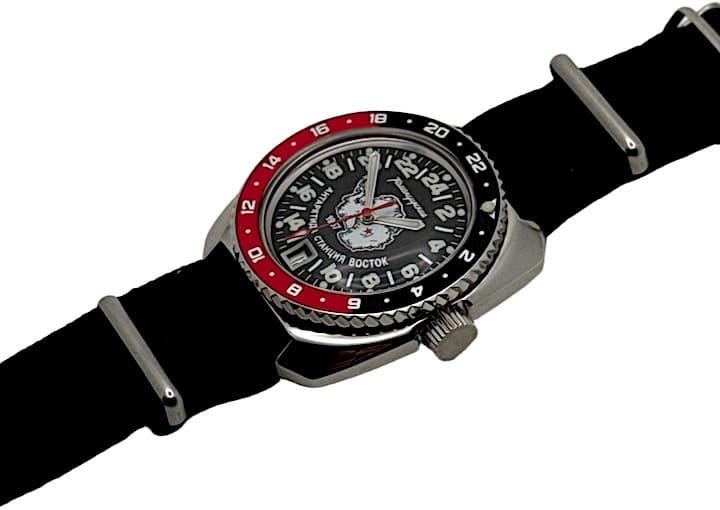 ВОСТОК КОМАНДИРСКИЕ АНТАРКТИЧЕСКАЯ СТАНЦИЯ ВОСТОК, 24-часовое время (710ARC SE1)