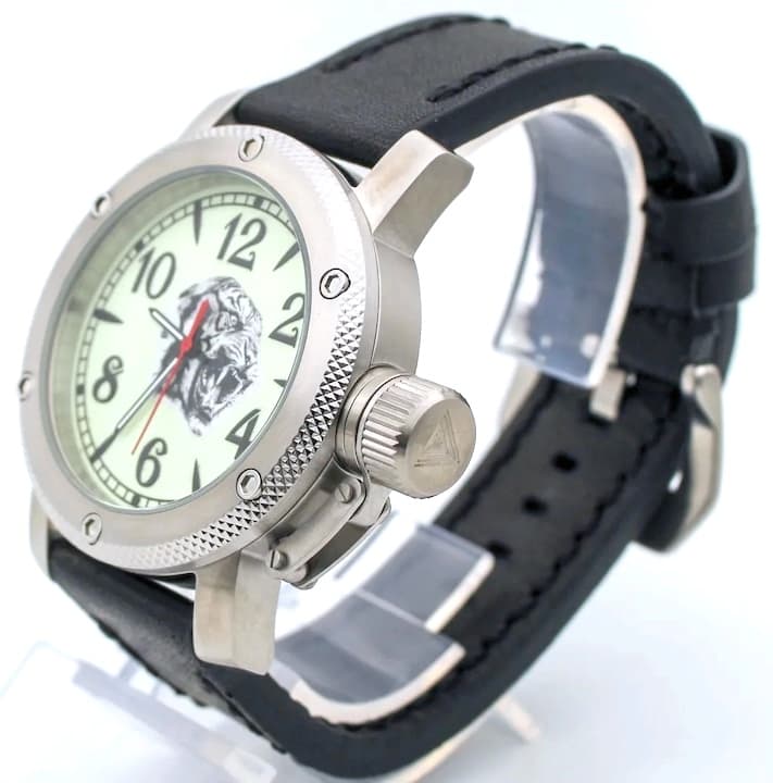 ТРИУМФ Маньчжурский Тигр, сапфировое стекло (305.01)